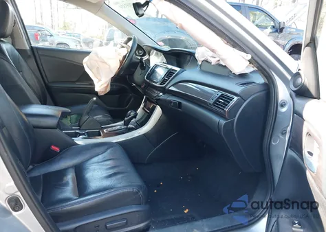 2017 Honda Accord Ex-L z USA, uszkodzony, nr VIN 1HGCR2F98HA073063